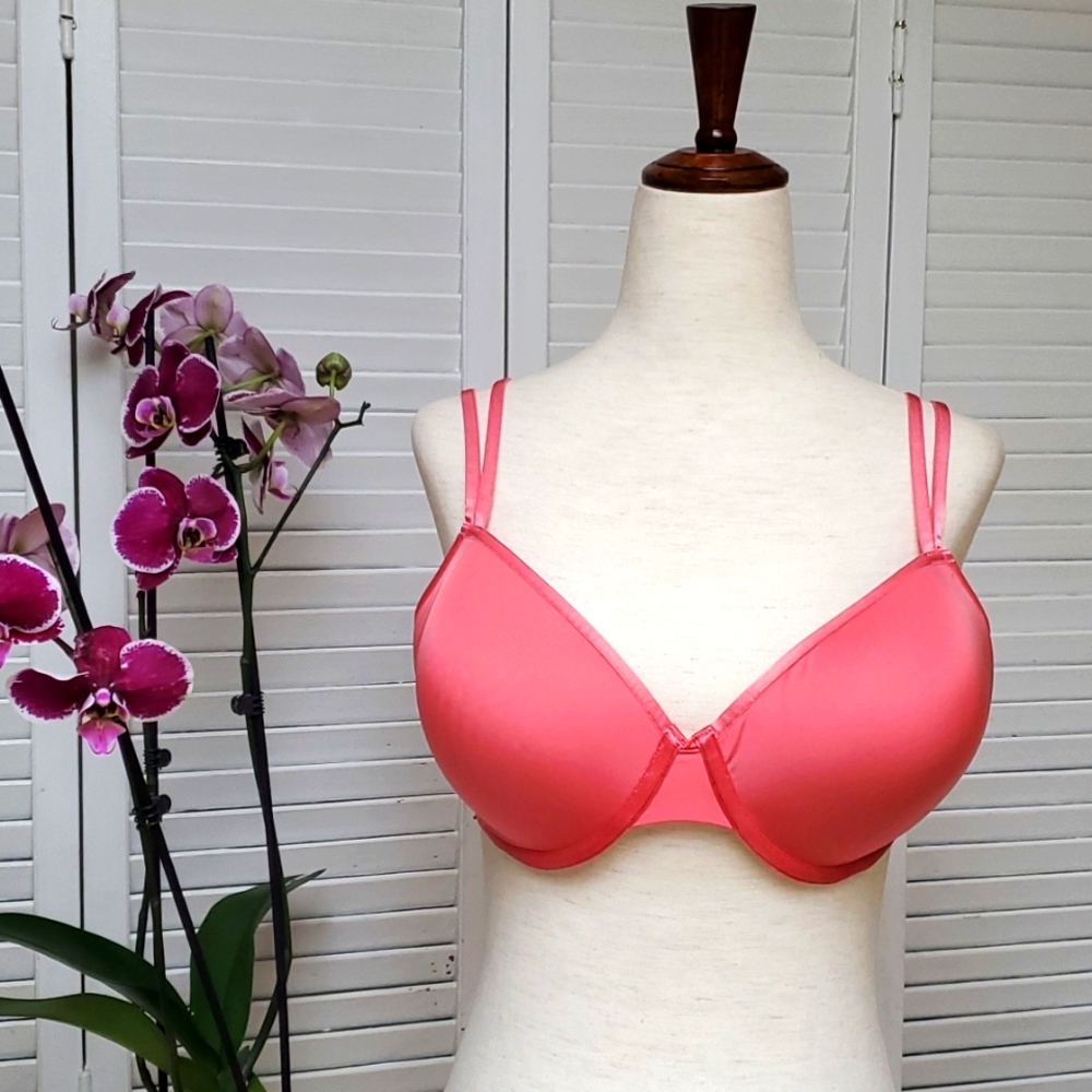 Le Mystere Size 34C Coral Lightly Padded Underwire Bra.